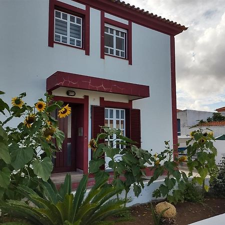 סנטה קרוז דאס פלורס Villa Kai Casa Frente Al Mar Y Completamente Restaurada מראה חיצוני תמונה