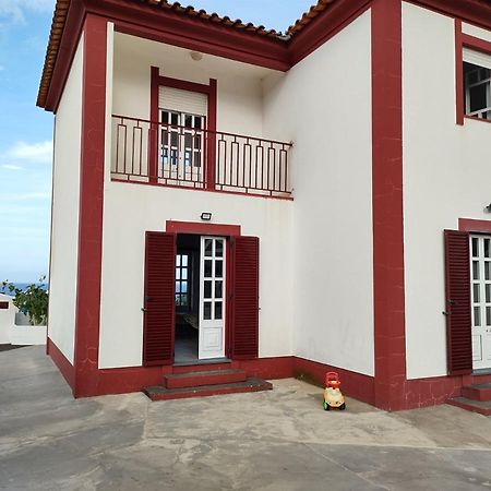 סנטה קרוז דאס פלורס Villa Kai Casa Frente Al Mar Y Completamente Restaurada מראה חיצוני תמונה