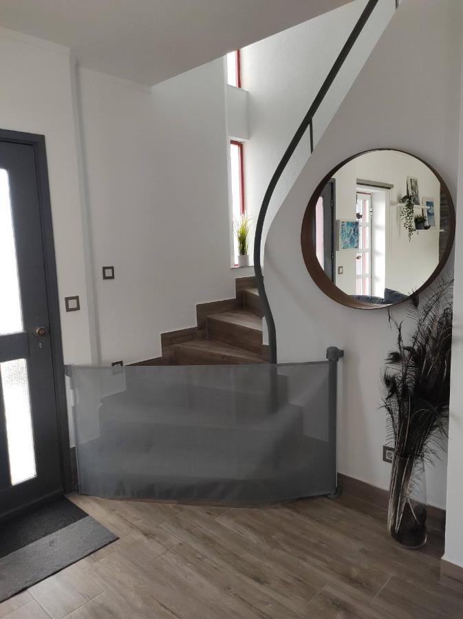 סנטה קרוז דאס פלורס Villa Kai Casa Frente Al Mar Y Completamente Restaurada מראה חיצוני תמונה