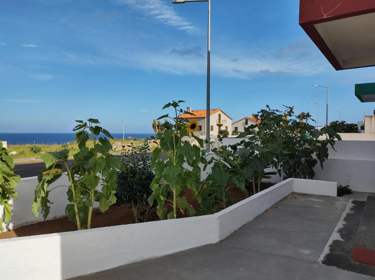 סנטה קרוז דאס פלורס Villa Kai Casa Frente Al Mar Y Completamente Restaurada מראה חיצוני תמונה